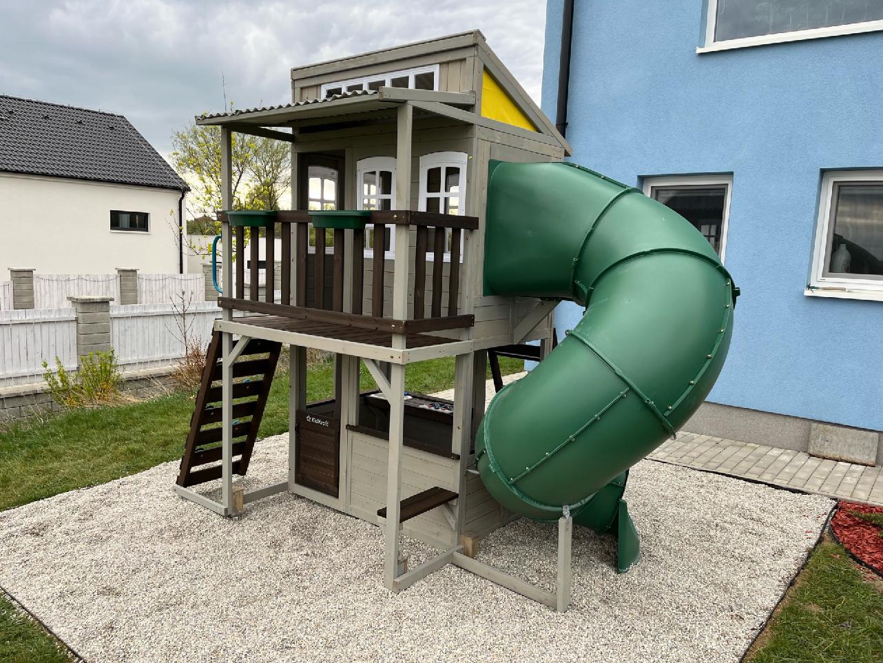 dětské hřiště West Escape